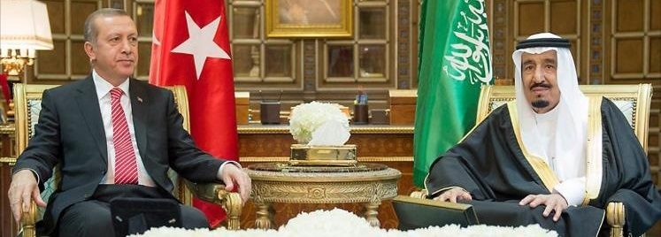 Erdogan y el rey saudí discuten sobre la crisis siria