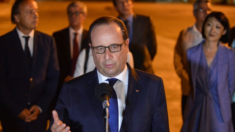 Hollande: siempre fue posición de Francia levantamiento del embargo contra Cuba