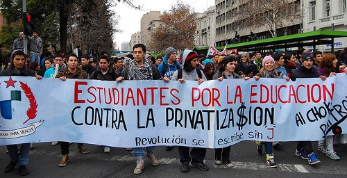Nueva protesta estudiantil en Chile contra sistema de educación 