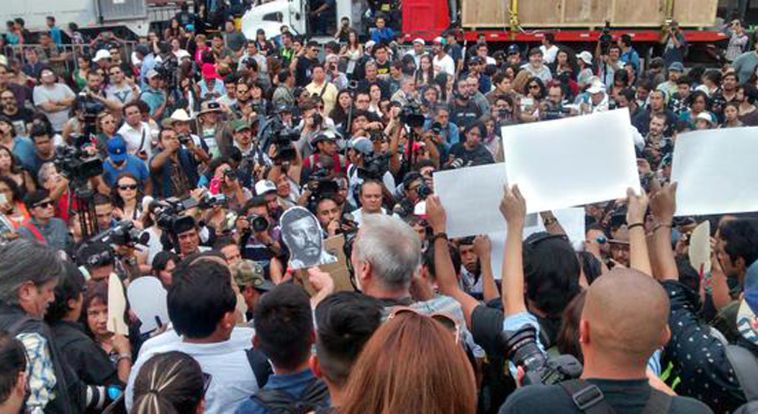 Protestas en distintas ciudades mexicanas por el asesinato de un periodista