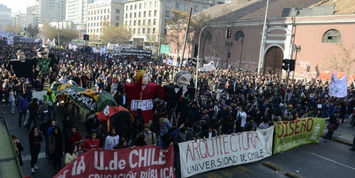 Protesta masiva estudiantil en Chile