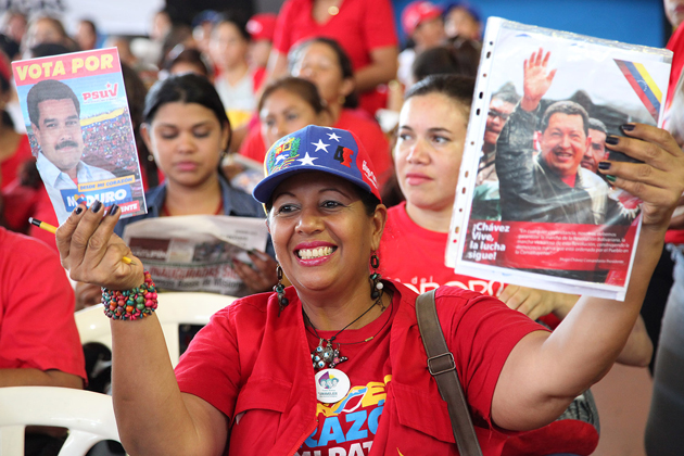 Marcha en Ecuador en apoyo a la Revolución Bolivariana de Venezuela