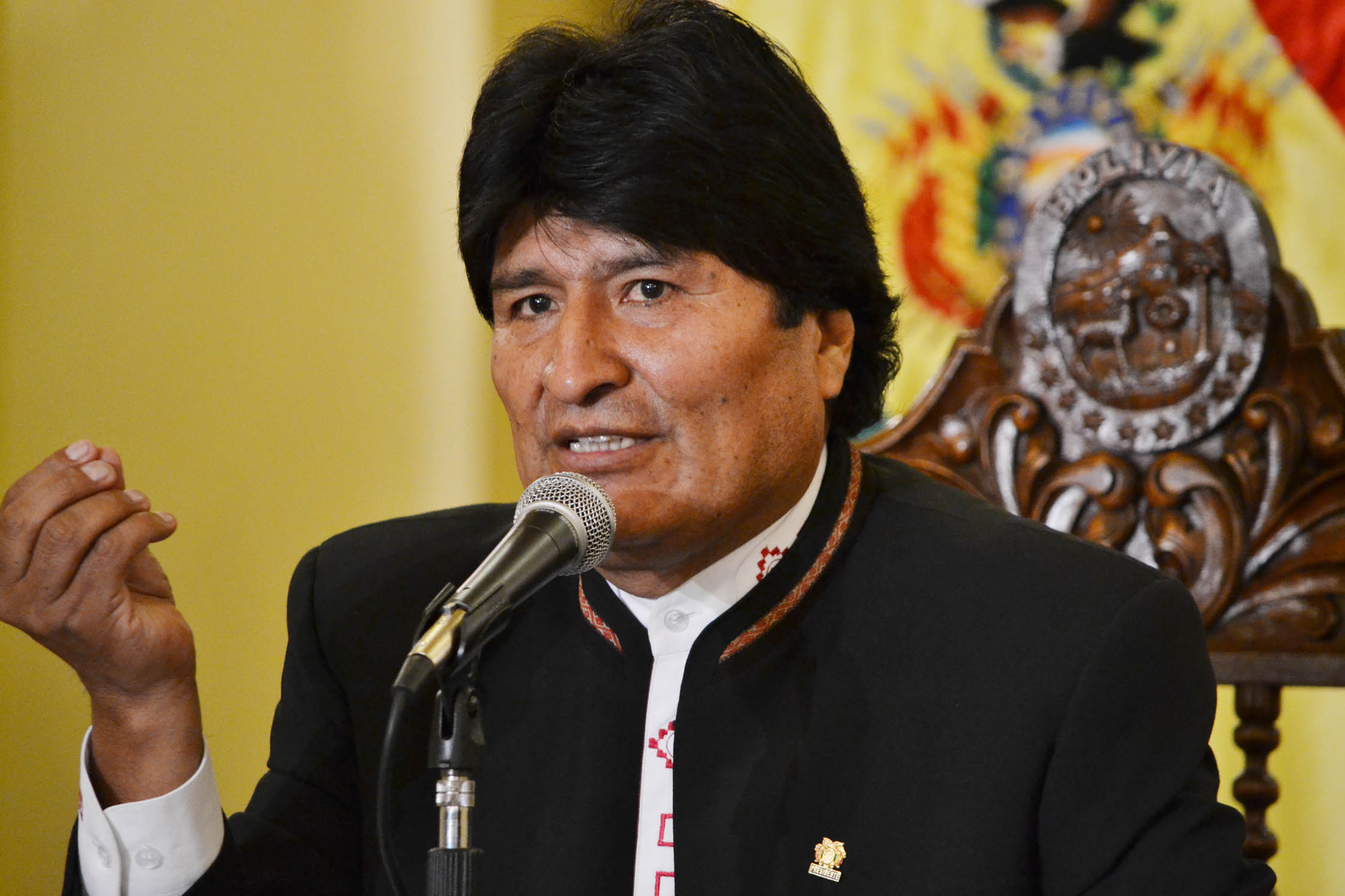 Morales se reúne con los ex presidentes bolivianos sobre demanda contra Chile 