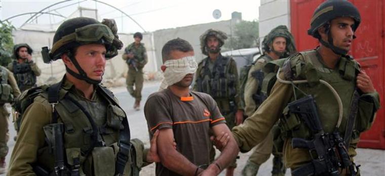 Fuerzas israelíes arrestan a cuatro miembros de HAMAS en Cisjordania