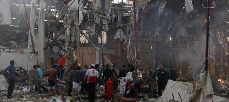 Más de 200 muertos en bombardeo saudí de un funeral en Saná