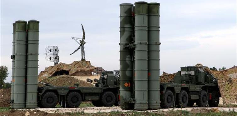 Turquía negocia con Rusia la compra de misiles S-400