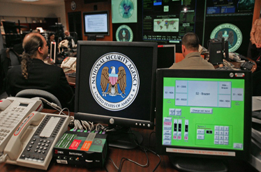 هاكرز أمريكون يخترقون أنظمة روسية، وموسكو تعتبر الهجوم ارهاب الكتروني حكومي