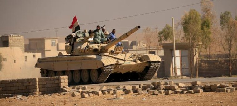 Fuerzas iraquíes avanzan hacia el aeropuerto de Mosul