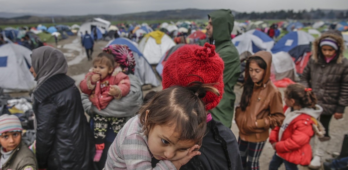 “Turquía permite en secreto el paso de miles de refugiados a la UE”