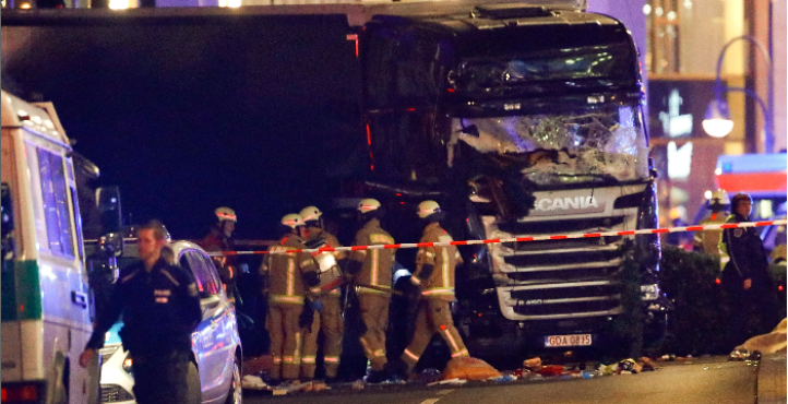 Embestida de un camión en Berlín deja al menos 12 muertos y 50 heridos