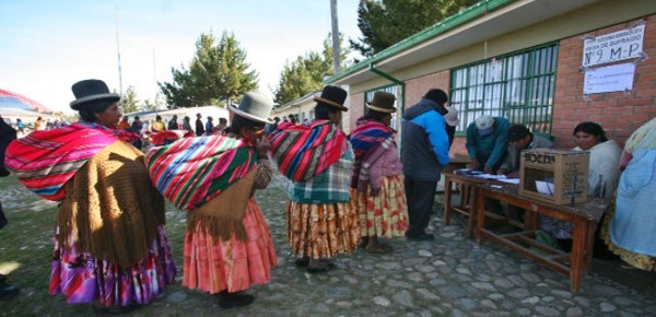 Referendo constitucional en Bolivia: “Hemos perdido la batalla, pero no la guerra”