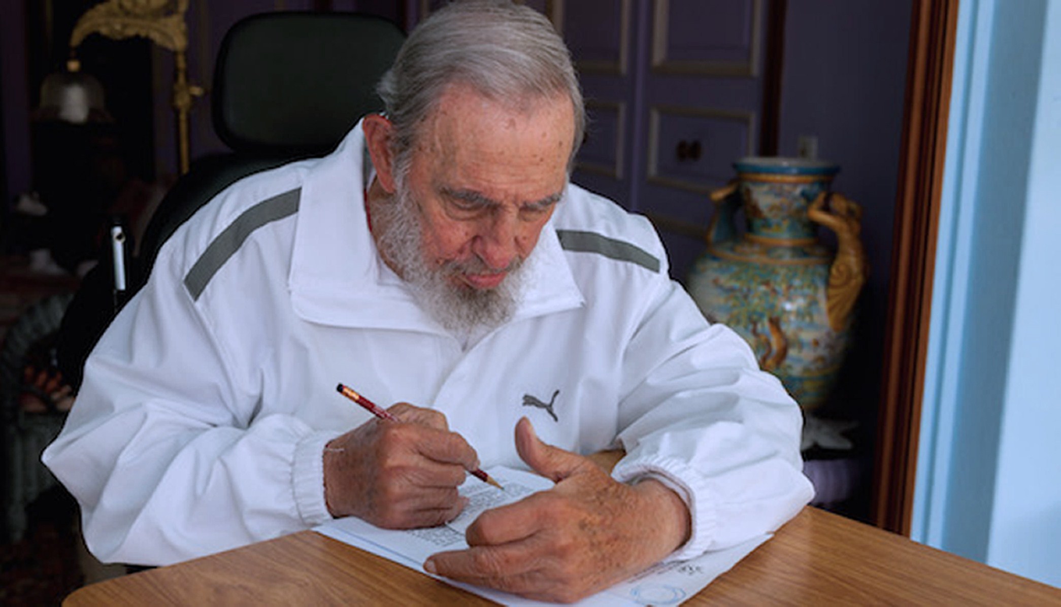 Fidel a Obama: Cuba no necesita que el imperio le regale nada