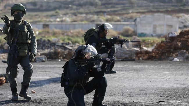 Un palestino resulta herido por disparos de fuerzas israelíes