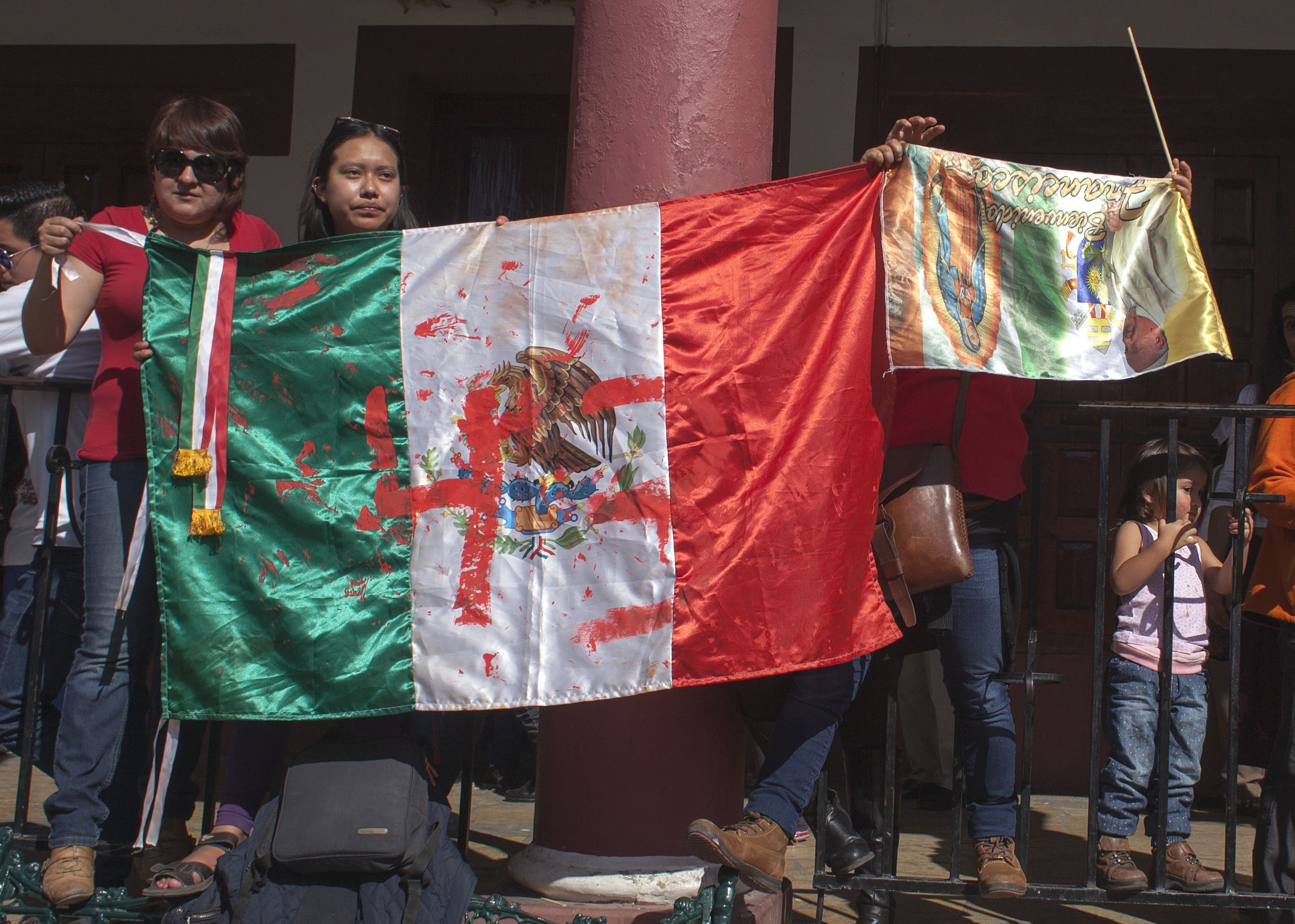 Laboratorio austriaco: No hay evidencias sobre los 43 estudiantes mexicanos en el basurero