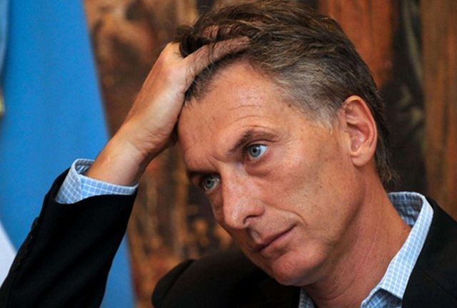 Mauricio Macri pierde 27 por ciento de su popularidad durante cuatro meses