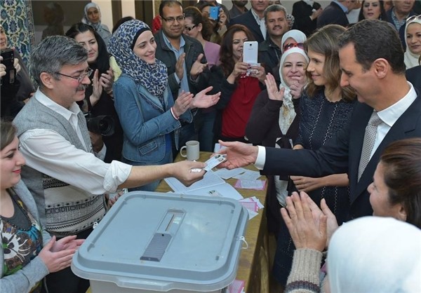 توافد الناخبين السوريين بكثافة إلى صناديق الإقتراع - في جميع المحافظات (تقرير + صور)