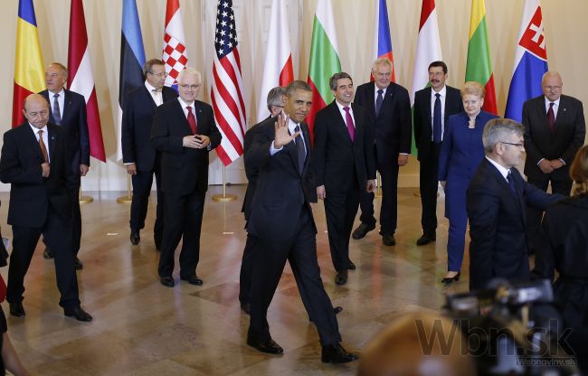 اوباما خلال اجتماعه مع قادة اوروبيين: العقوبات على روسيا مستمرة