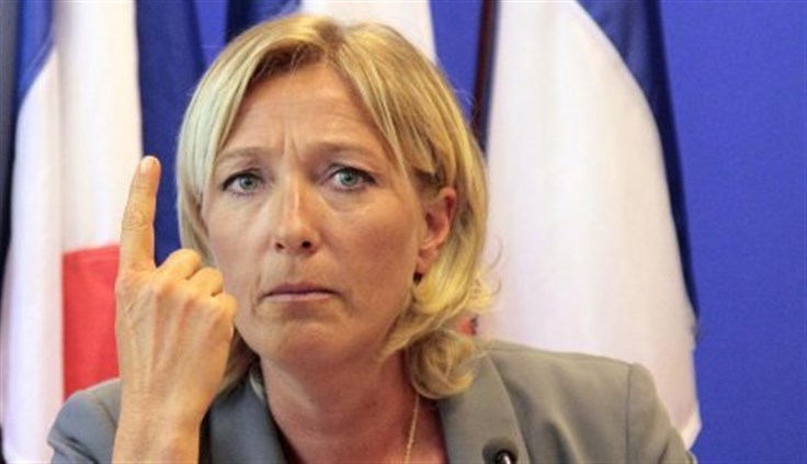 مارين لوبان تدعو لقطع العلاقات الفرنسية القطرية