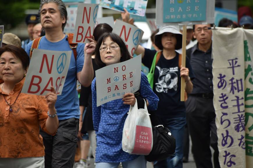 Japanese Protesters Demand Closure of US Military Base