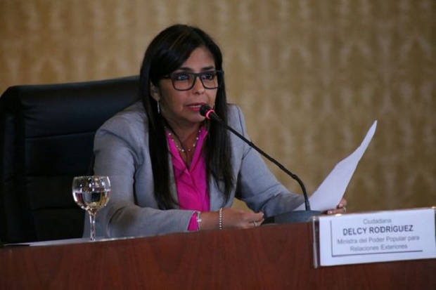 Canciller venezolana califica como una victoria la resolución de la OEA