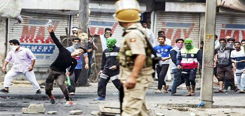 کشمیر میں پرتشدد مظاہرے جاری، 20 ہلاک، پاکستان نے کی مذمت