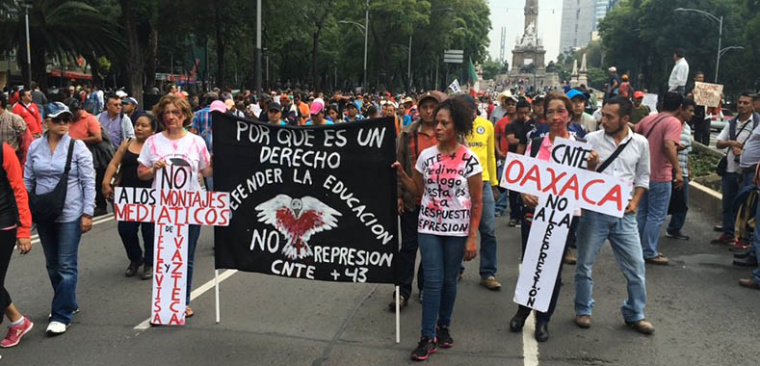 Maestros mexicanos instan al Senado a recibir a una comisión del CNTE