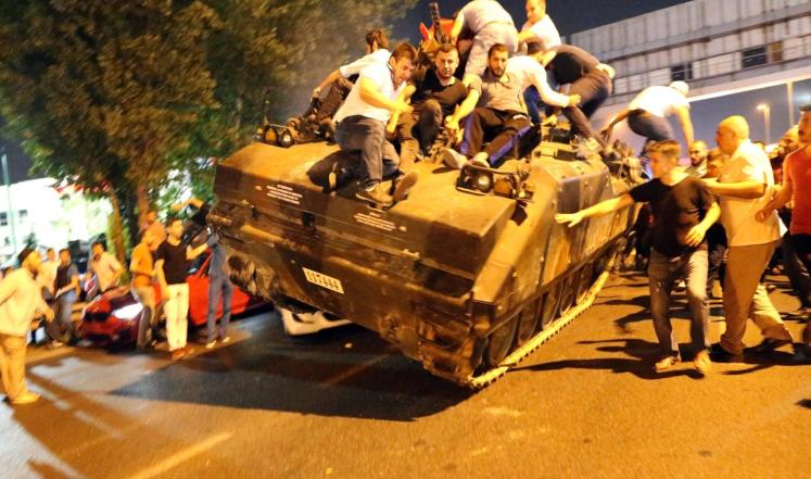 تركيا ..صحف أجنبية تكشف تفاصيل جديدة تؤكد ان الانقلاب التركي كان على وشك النجاح