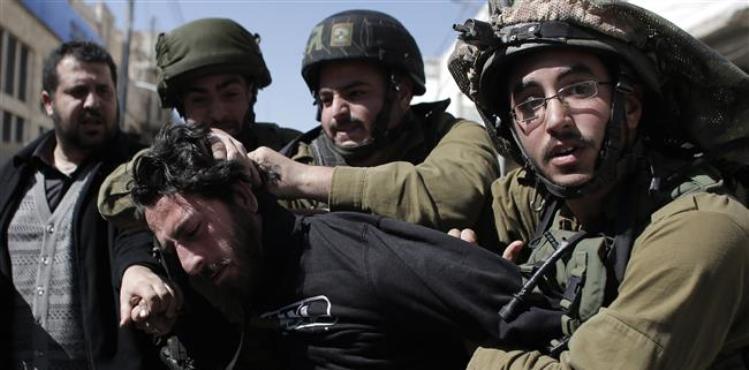 Fuerzas israelíes arrestan a siete palestinos en Cisjordania