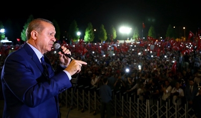 أردوغان: على واشنطن الاختيار بين تركيا وغولن