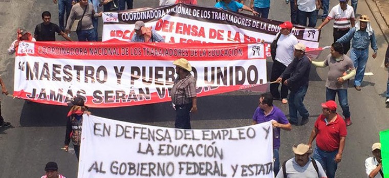 Maestros mexicanos continuarán protestas hasta anular la reforma educativa