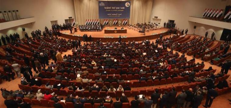 Parlamento iraquí destituye al ministro de Defensa