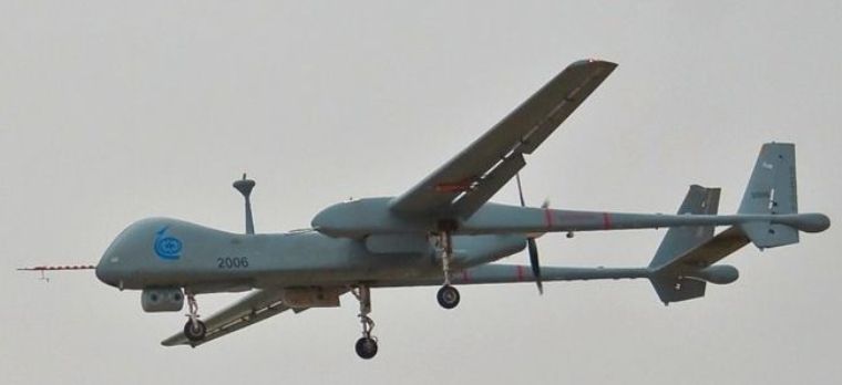 Combatientes palestinos derriban un dron espía israelí en la Franja de Gaza