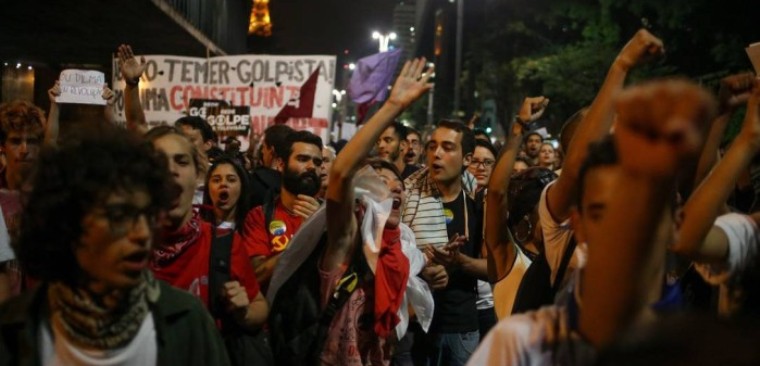 Brasileños retoman protestas tras la destitución de Rousseff