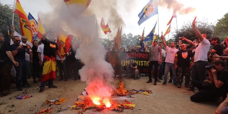 Miles de personas marchan a favor de la unidad de España