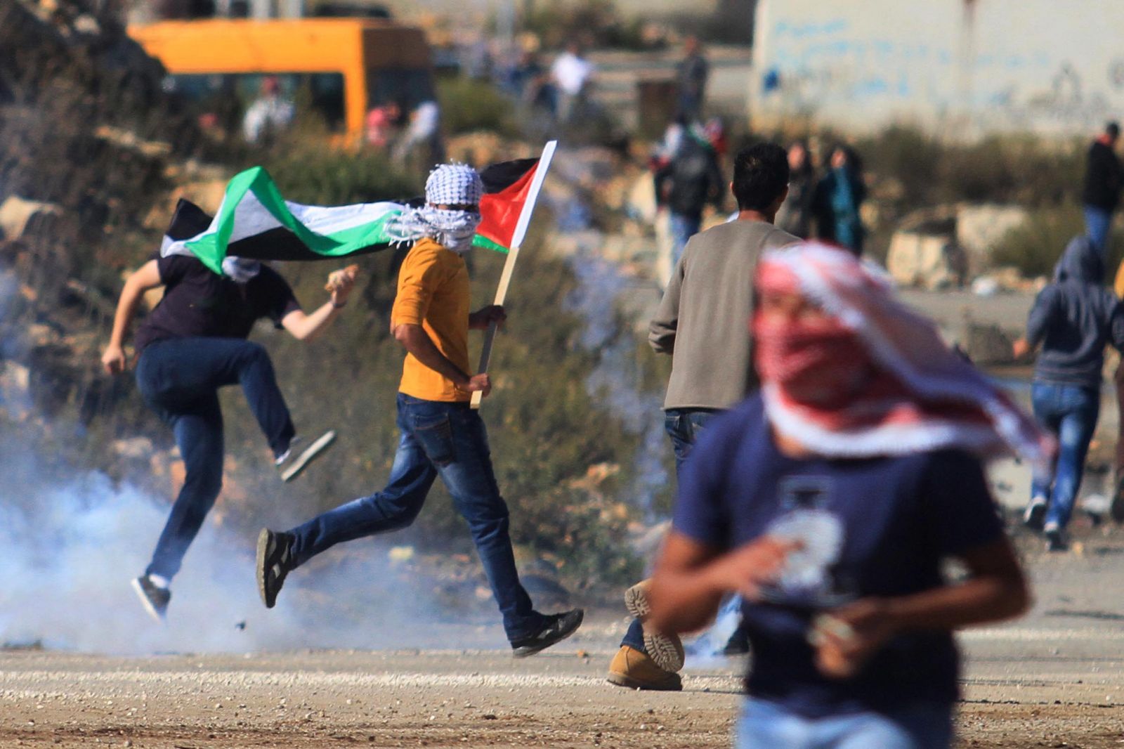 الفلسطينيون يتصدّون لجرائم الاحتلال في بيت لحم