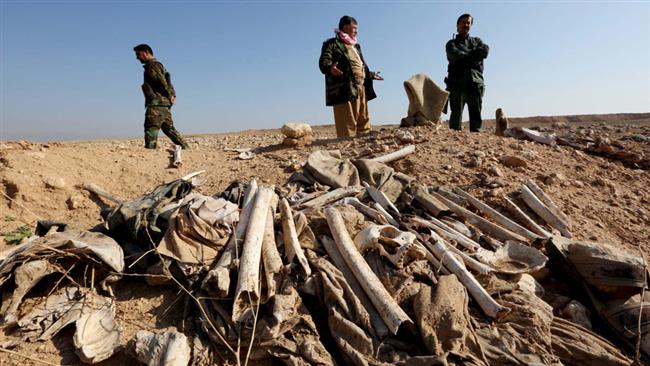 Iraqi Forces Found Mass Grave of 90 in Already ISIS-Held Sinjar