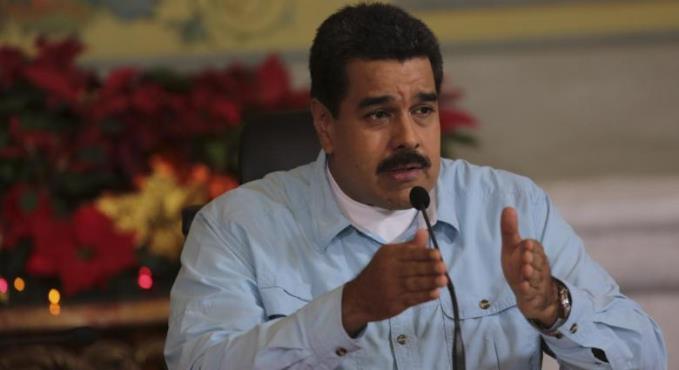 Maduro ratifica su voluntad de seguir diálogo político con la oposición