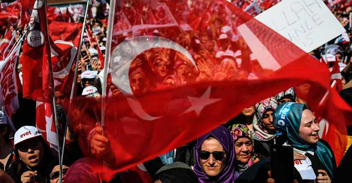 Turquía se dirige más hacia una comunidad bipolar