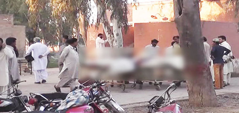 پاکستان، متولی نے 20 عقیدت مندوں کو ہلاک کر دیا