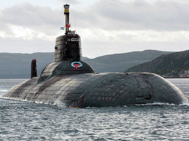 مسکو زیر دریایی اتمی می‌سازد