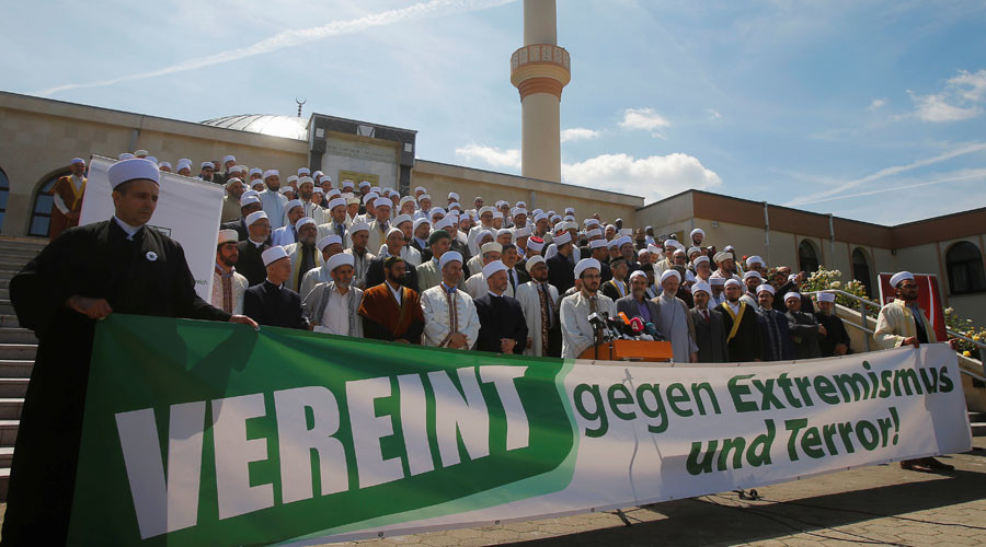 Austrian Imams Slam ISIS Terrorists