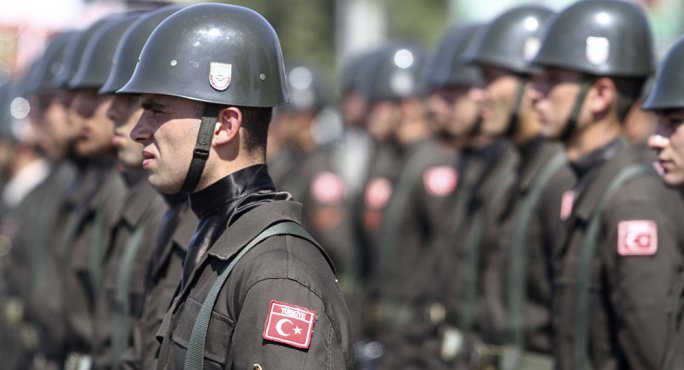 Turquía desplegará tropas militares en Catar