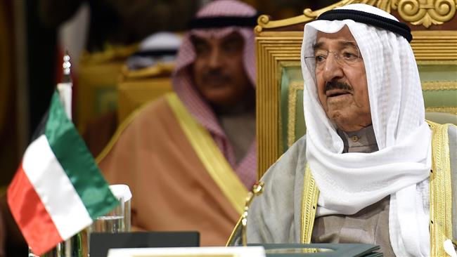 Kuwaiti Emir Met Saudi Ruler over Qatar Diplomatic Crisis