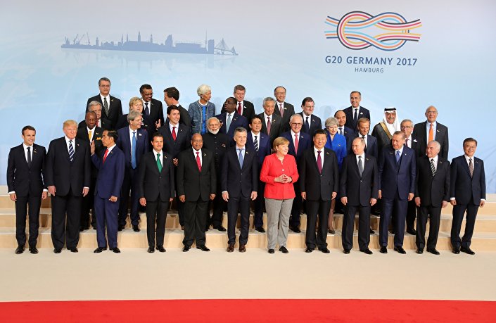 الغارديان البريطانية: إشارات إلى تَغير موازين القوى العالمية في اجتماع مجموعة العشرين + صور