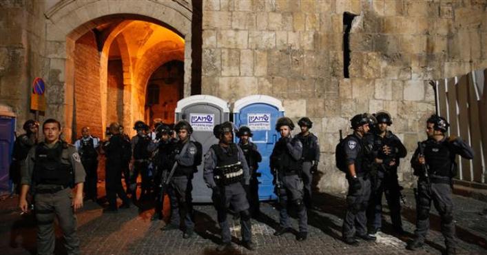 Israel impide a palestinos menores de 50 años de edad entrar a Mezquita Al-Aqsa