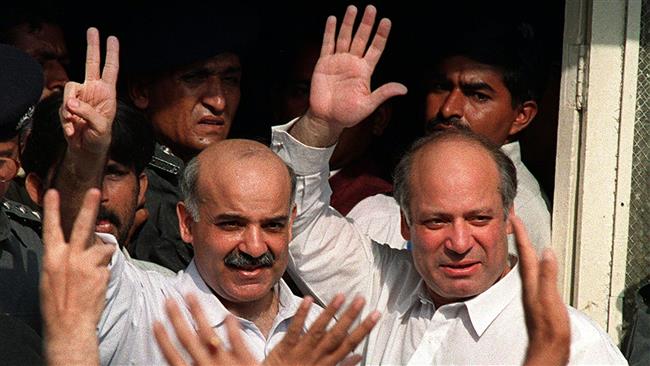 Pakistan to Nominate Ousted PM’s Brother as His Successor