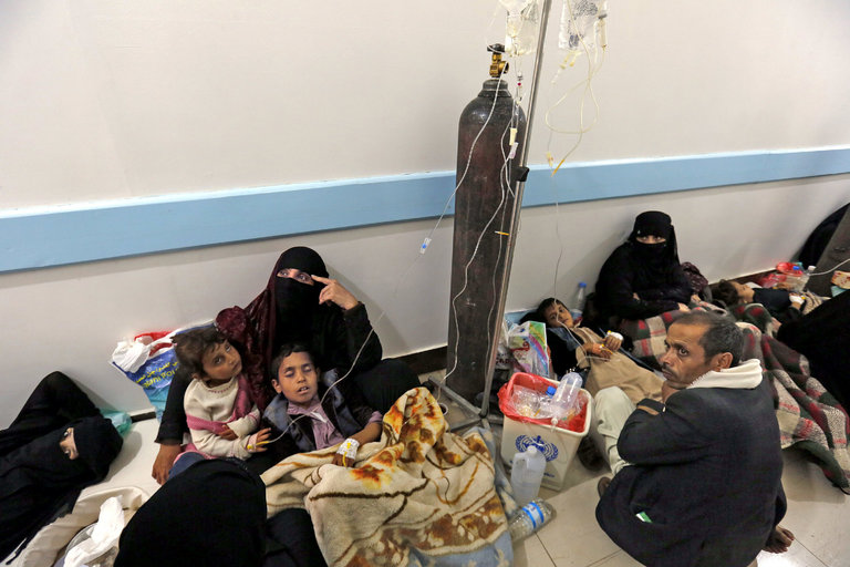 Yemen Cholera Outbreak Worst on Record as Saudi Bombardments Continue