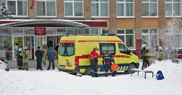 Un menor ataca con un hacha a cinco niños y una profesora en un colegio ruso