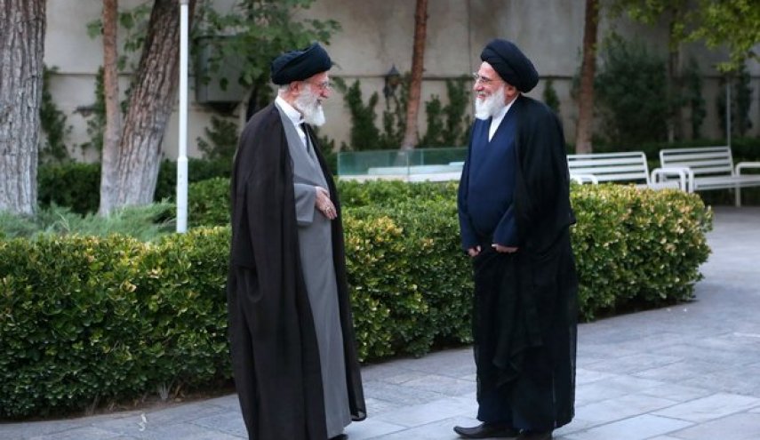 قائد الثورة الإسلامية يعزي برحيل آية الله هاشمي شاهرودي