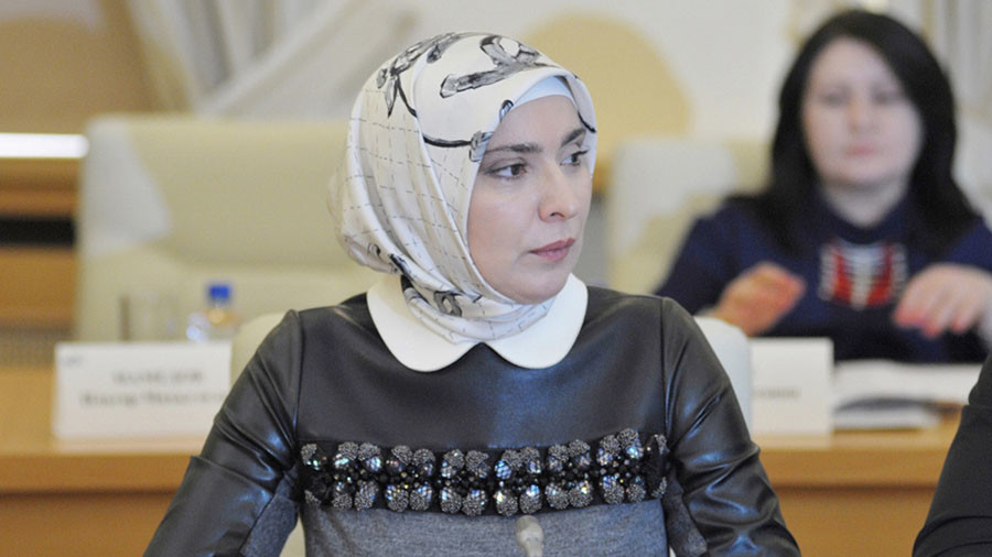 Female Muslim Journalist Submits Bid for Russia’s Presidential Run